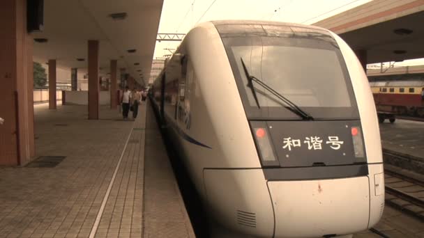 Hang Zhou Train Station in China — Stock video